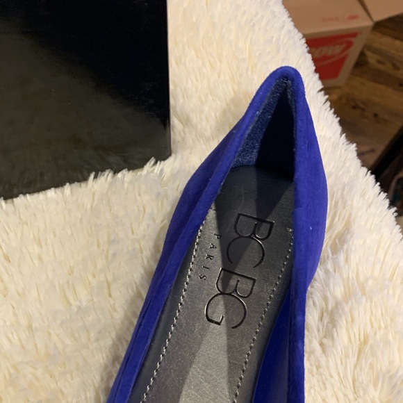 BCBG PARIS Zarine Blue Suede flats - Picture 6 of 7